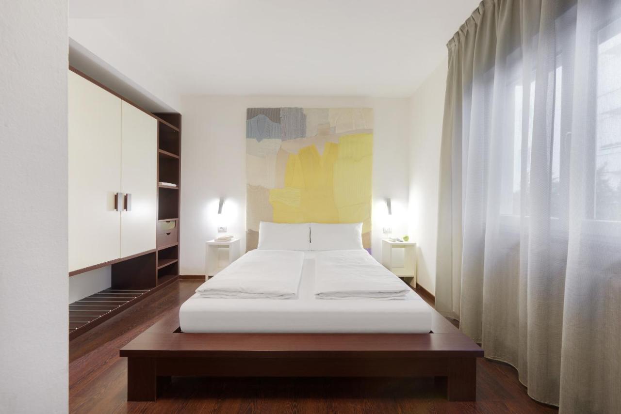 Hotel Asterix Болзано Екстериор снимка